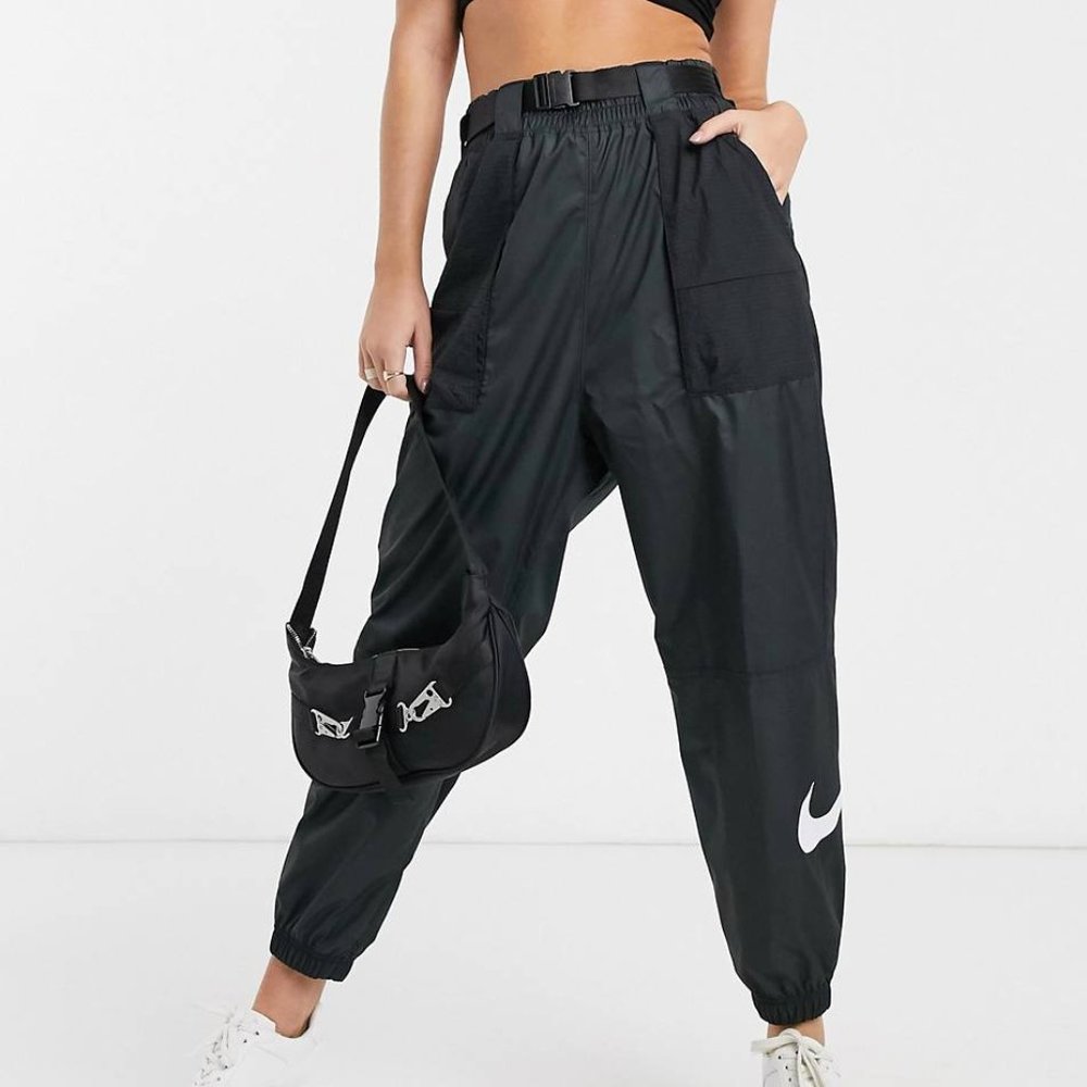 Nike Belted Swoosh Cargo Pants